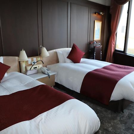 היראצוקה Hotel Sunlife Garden מראה חיצוני תמונה