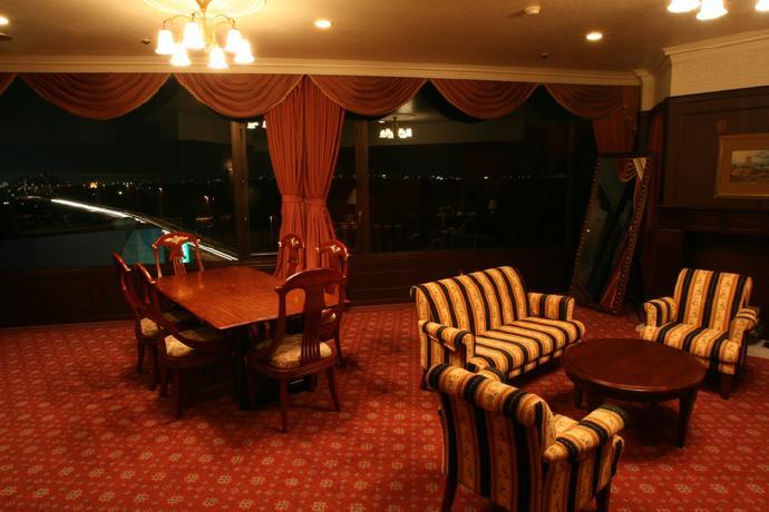 היראצוקה Hotel Sunlife Garden מראה חיצוני תמונה