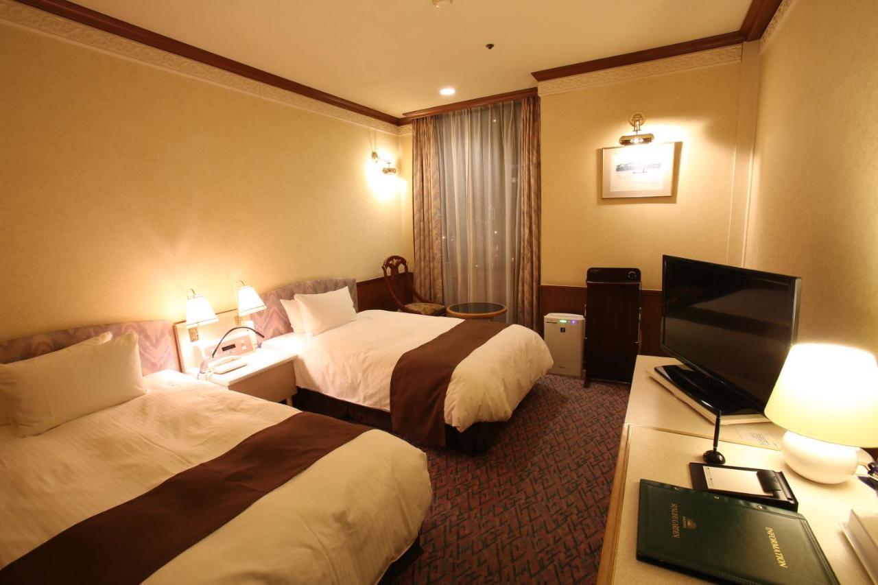 היראצוקה Hotel Sunlife Garden מראה חיצוני תמונה